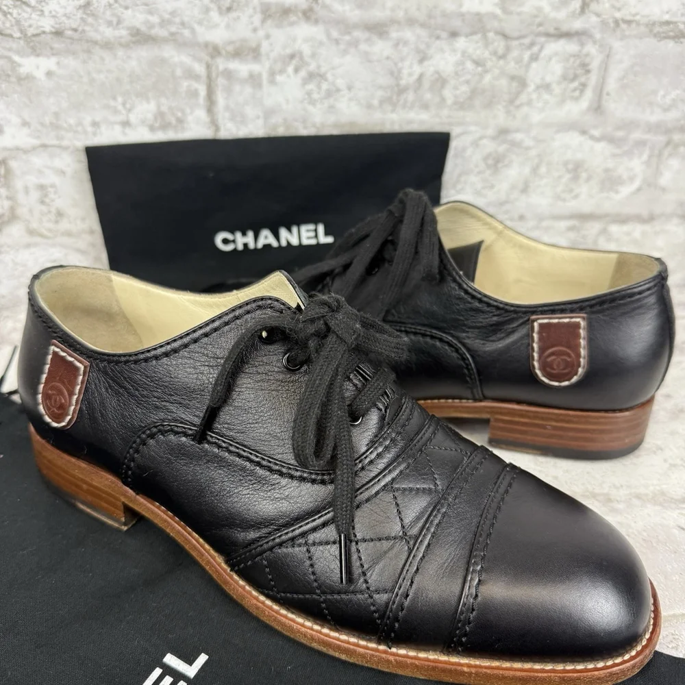 Chanel Oxford Brogue Black Lace‎ Up Size 40 (US Size 10) With Dustbags Women’s